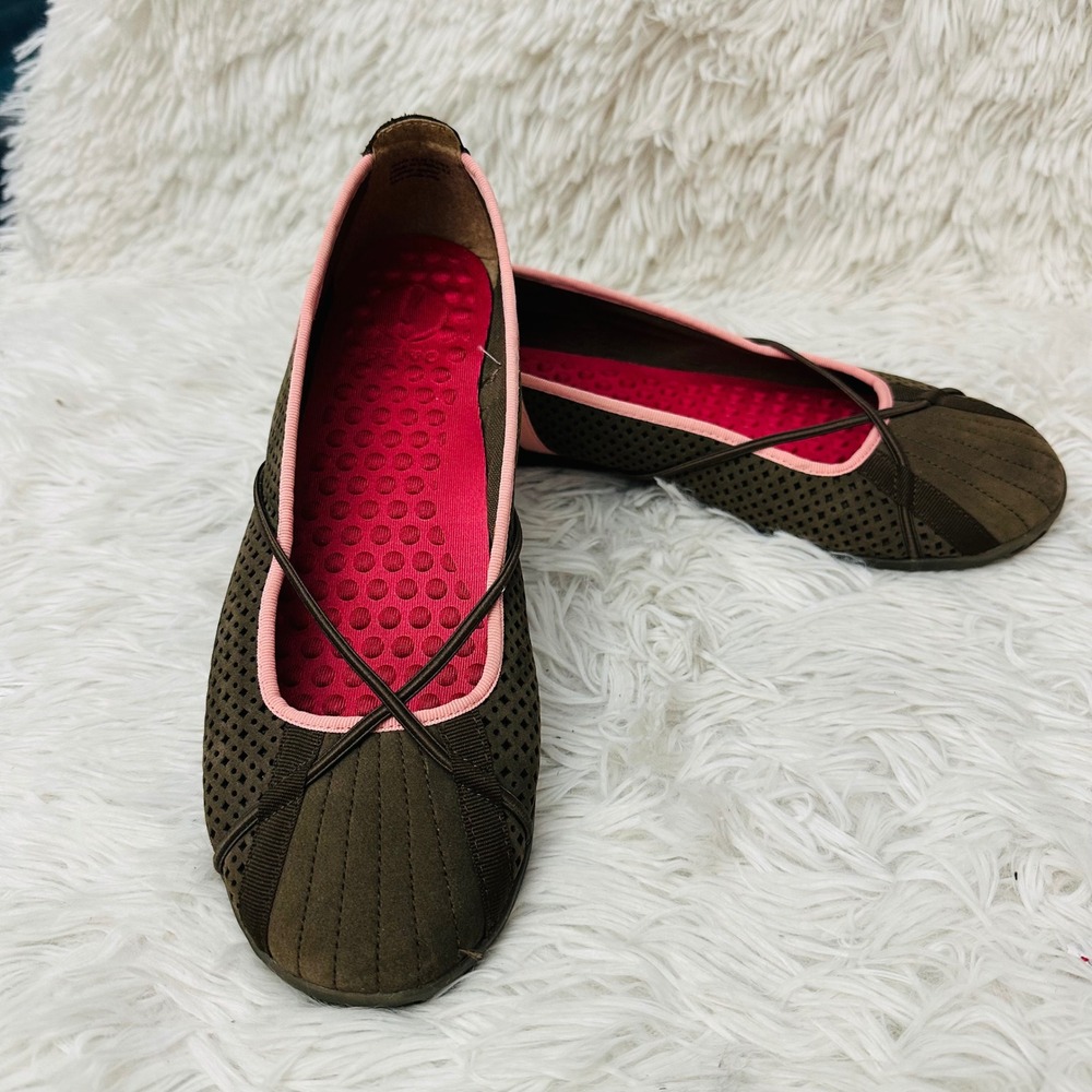 Privo by Clarks Penny Slip On Comfy Loafers Leather Upper 8.5 M Lightweight